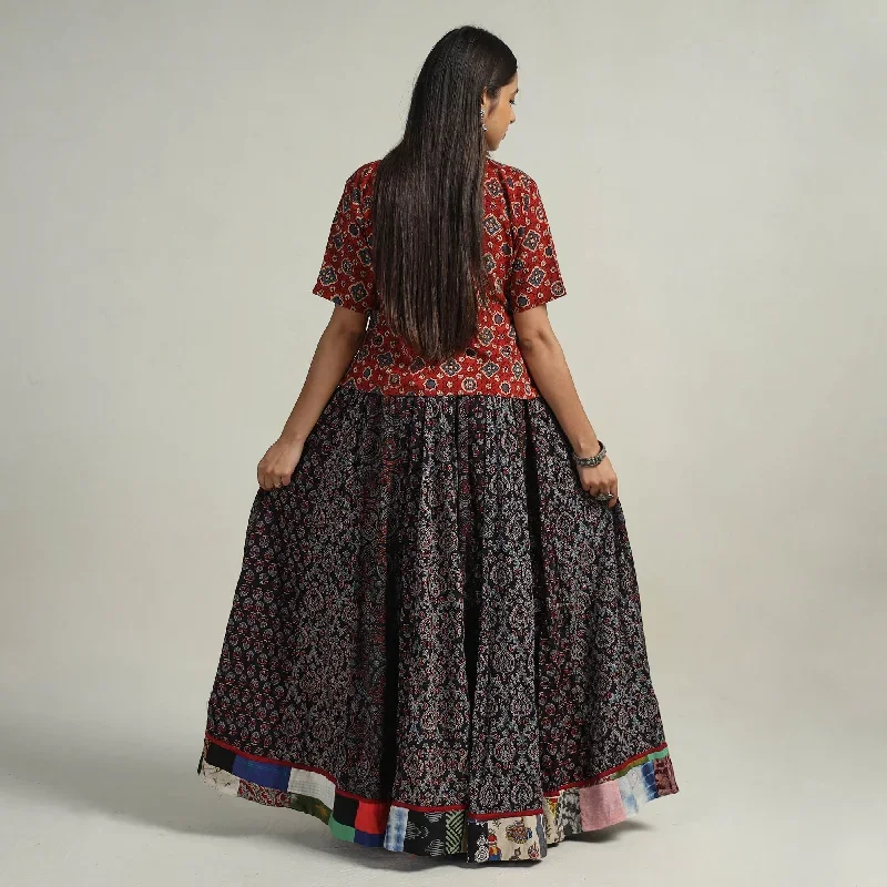 2024-406-1-3-kutch-block-printed-24-kali-cotton-long-skirt-03