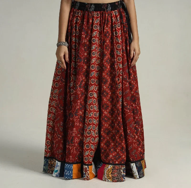 2024-406-1-4-kutch-block-printed-24-kali-cotton-long-skirt-04