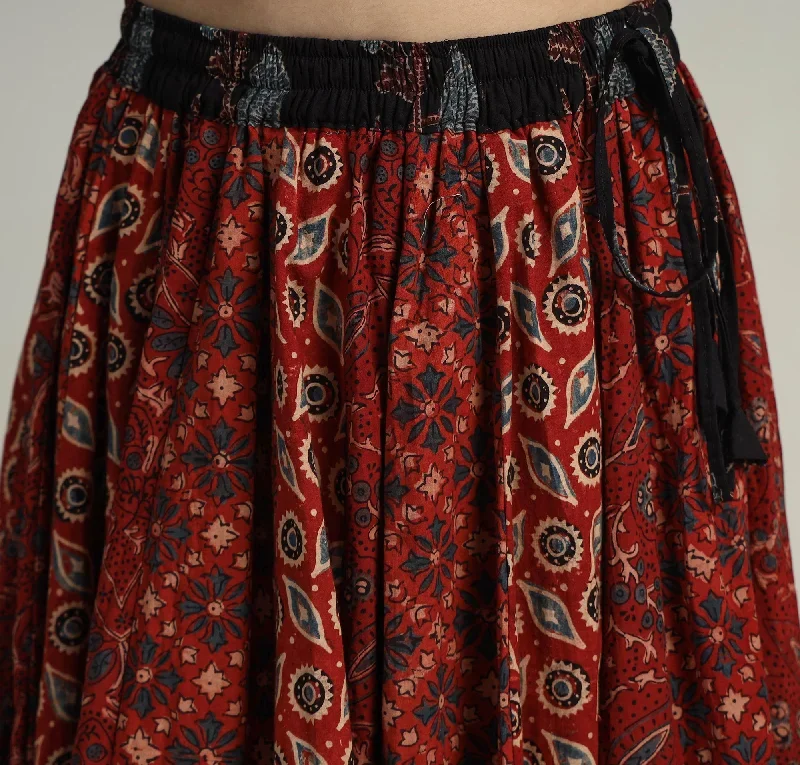 2024-406-1-4-kutch-block-printed-24-kali-cotton-long-skirt-04