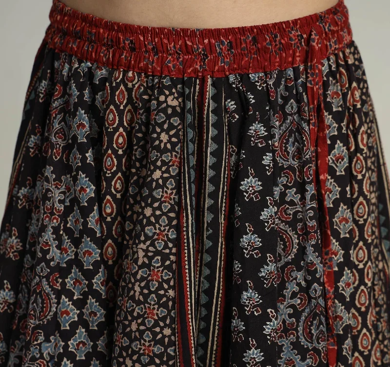 2024-406-1-6-kutch-block-printed-24-kali-cotton-long-skirt-06