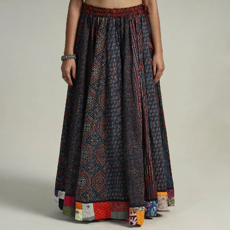 2024-406-1-7-kutch-block-printed-24-kali-cotton-long-skirt-07