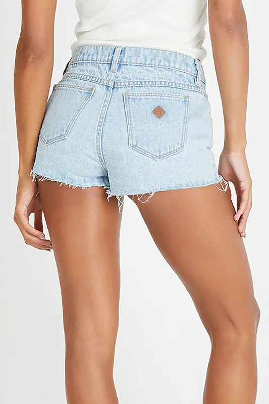 a-99-low-short-walk-away-denim-light