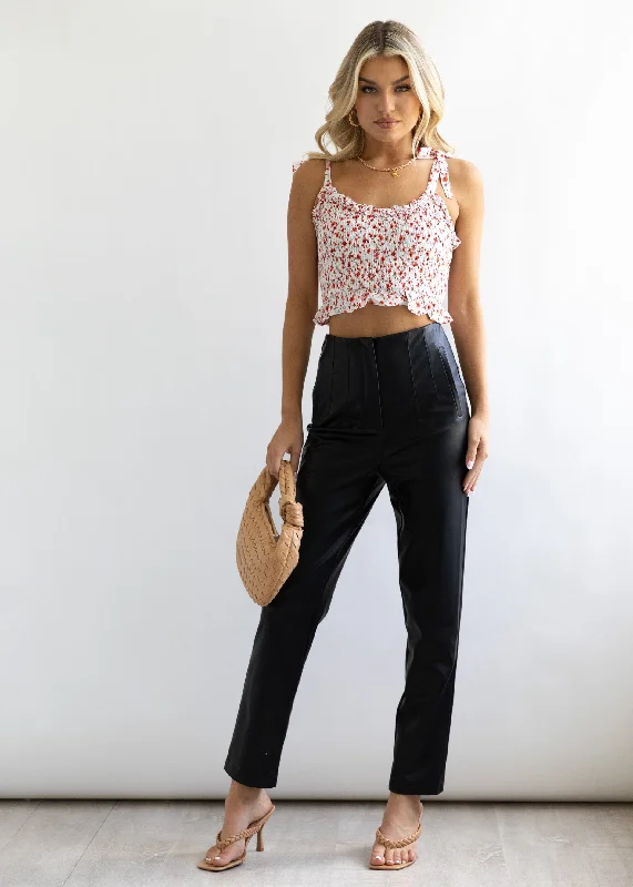 bale-crop-white-floral