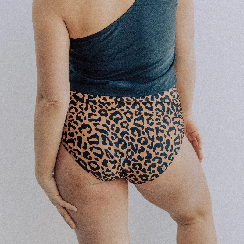 barefoot-bottom-leopard-print