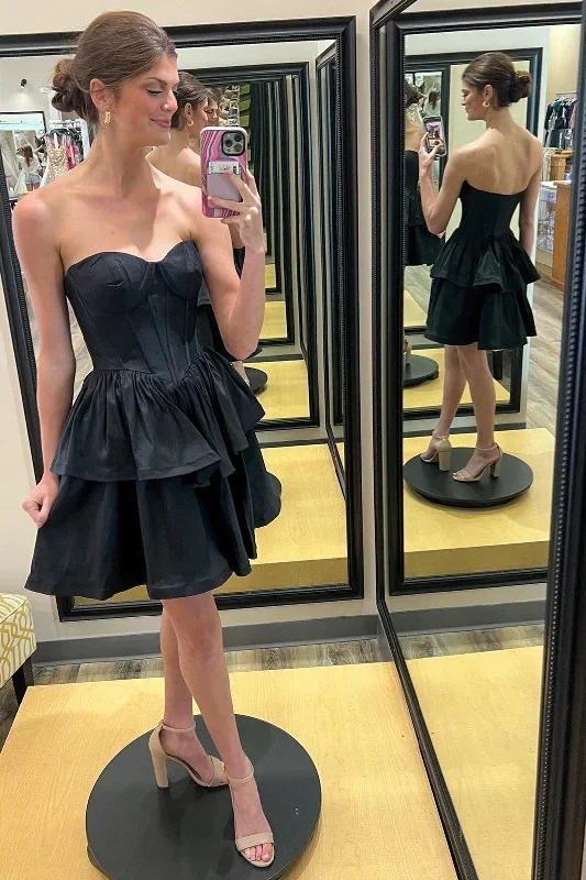 black-sweetheart-multi-layer-a-line-short-party-dress