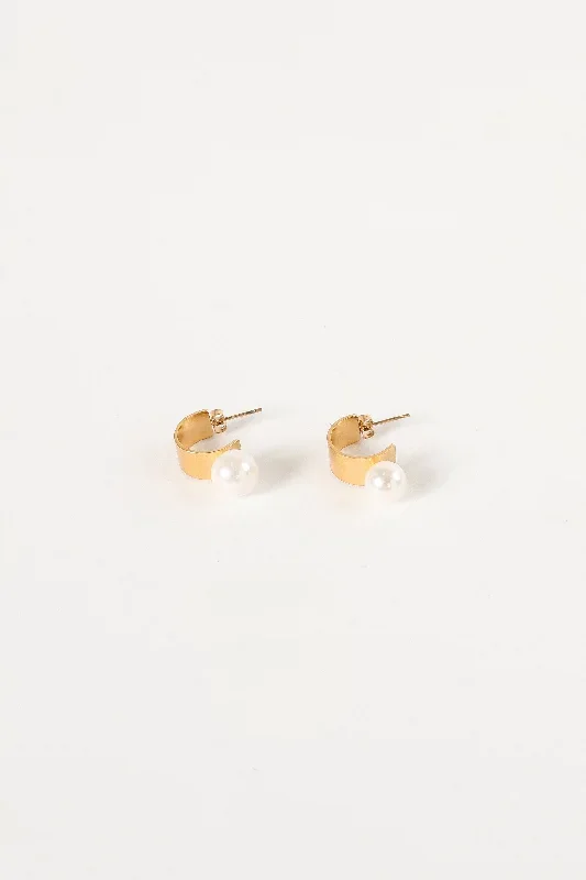 Callie Pearl Hoop Earrings - Gold