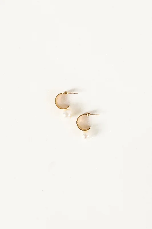 callie-pearl-hoop-earrings-gold