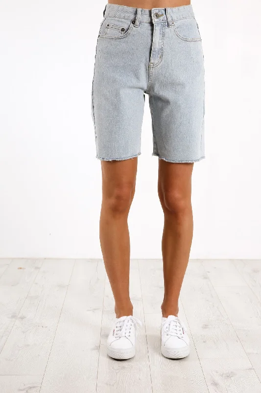 cassie-denim-short-light-blue