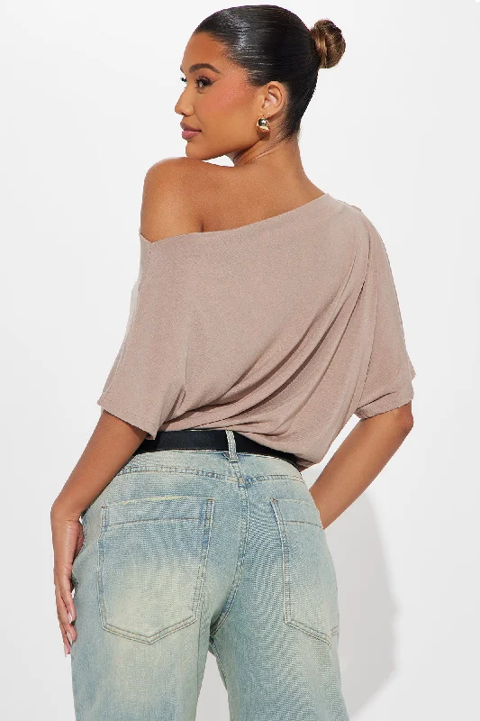 flatter-me-off-shoulder-bodysuit-taupe