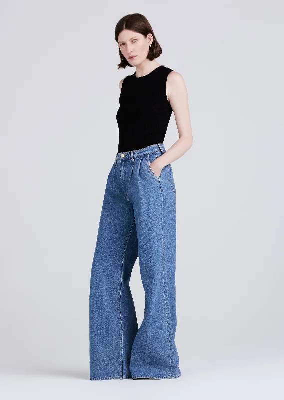 high-rise-pleated-trouser-carlisle