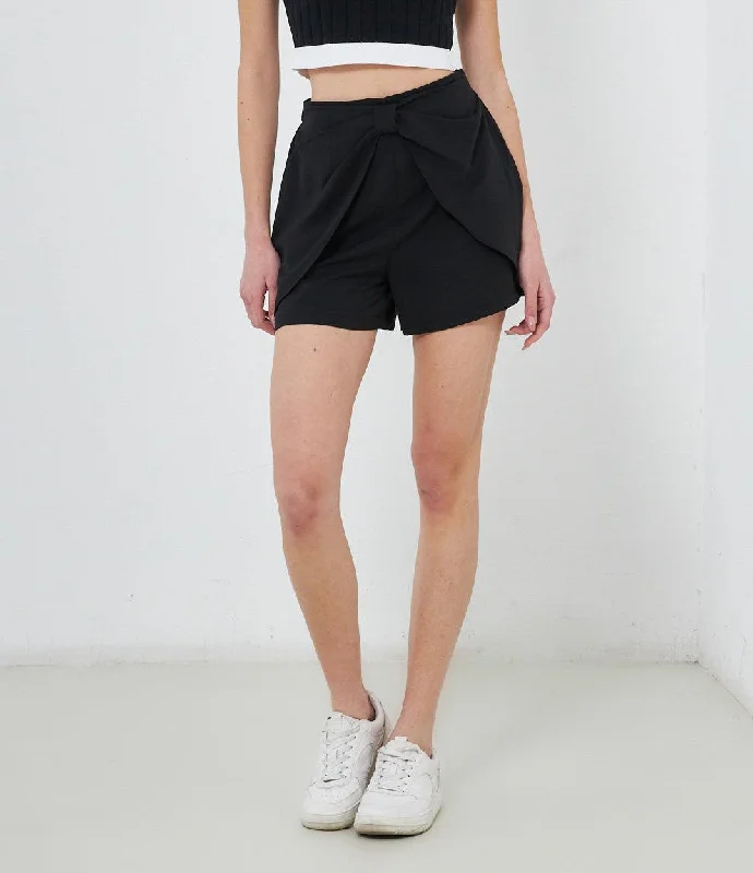 Shorts con fiocco