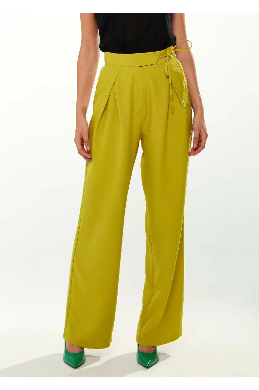 Liquorish Tie Waist Wide Leg Trousers In Pistachio