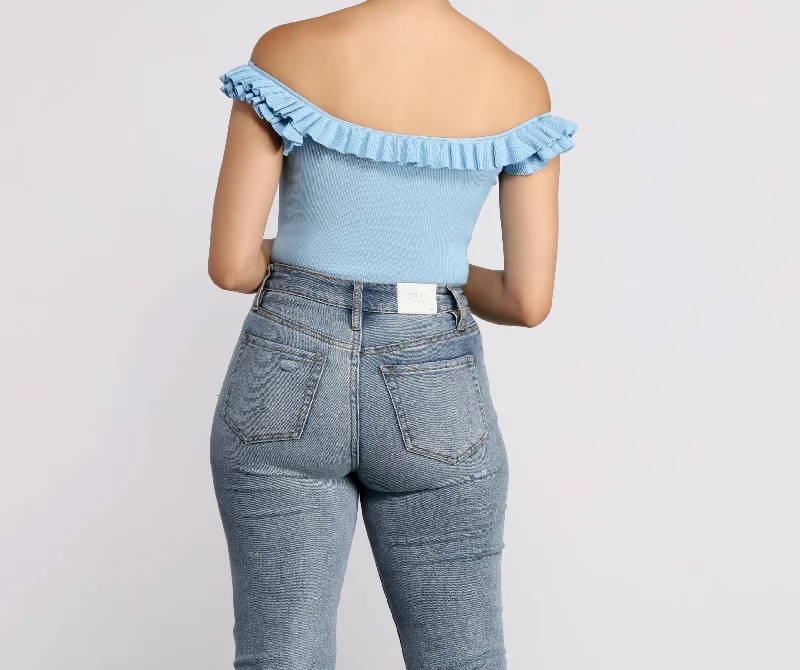 miss-pretty-ruffle-crop-top-060050645400