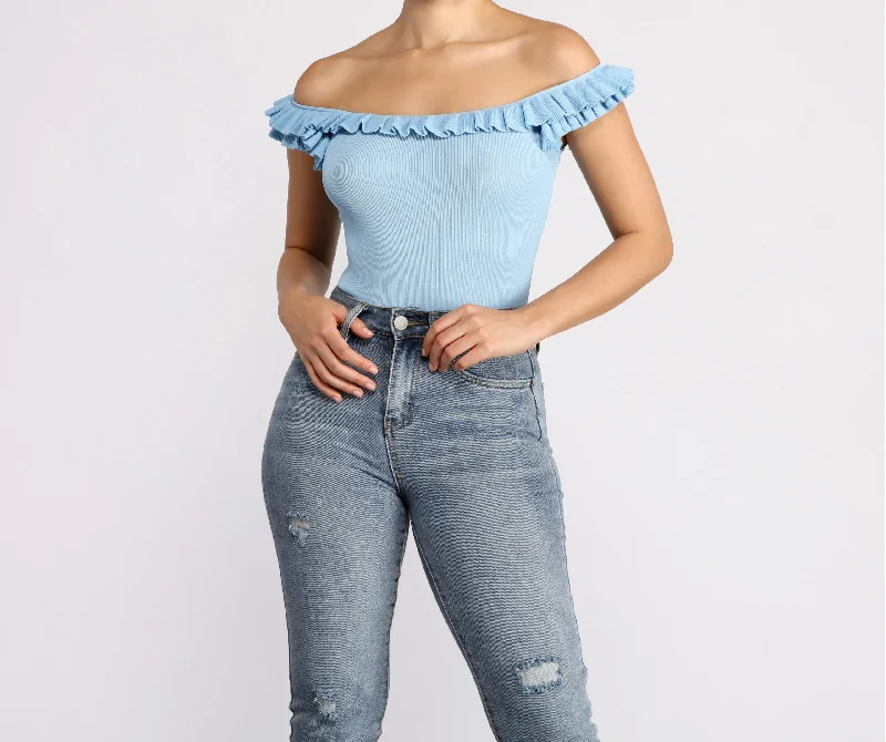 miss-pretty-ruffle-crop-top-060050645400