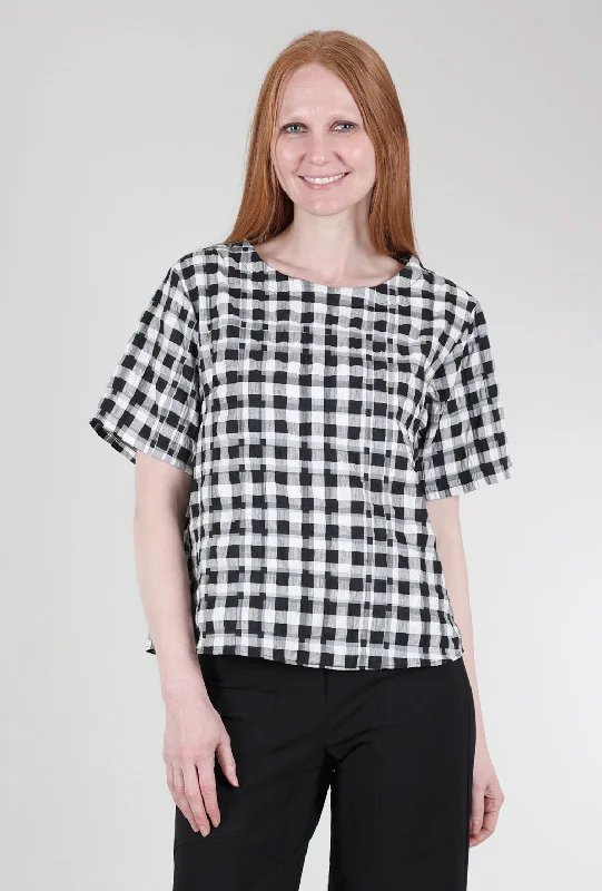 Pucker Plaid Bermuda Top, Black/White