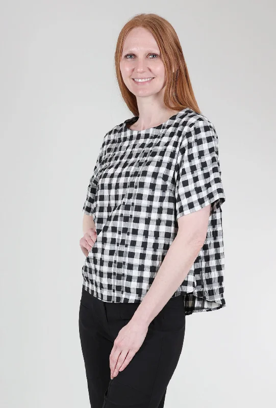 niche-pucker-plaid-bermuda-top-13448-pucker-plaid-bermuda-top-black-white