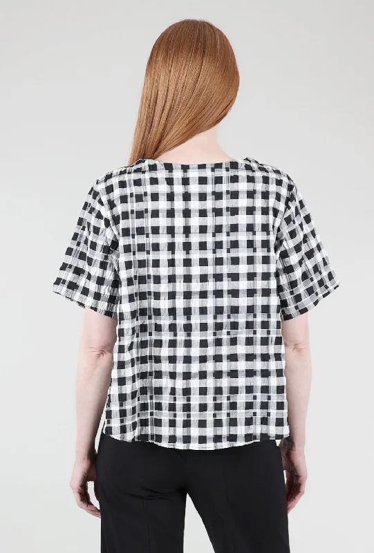 niche-pucker-plaid-bermuda-top-13448-pucker-plaid-bermuda-top-black-white