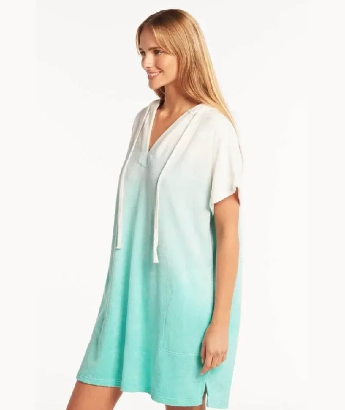 sea-level-sunrise-surf-poncho-blue-ombre