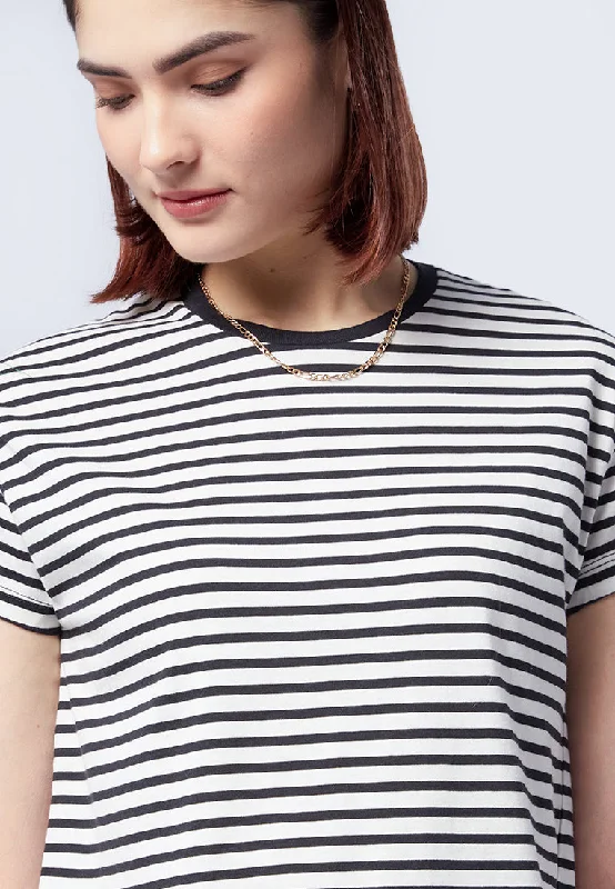 short-sleeve-stripes-t-shirt-24b122-black