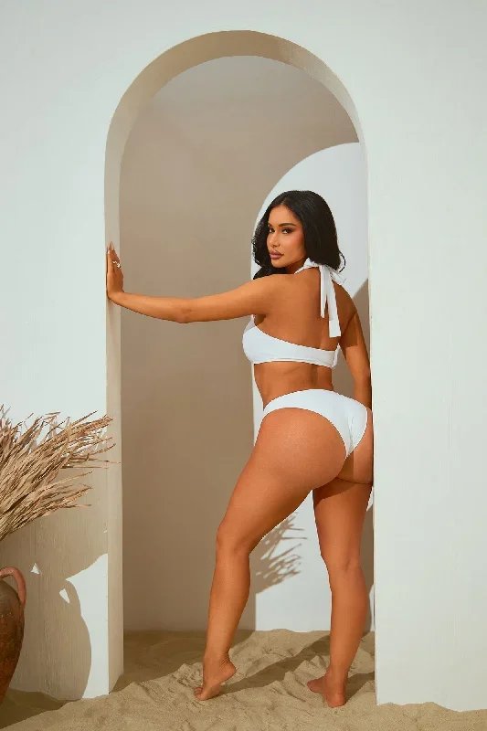 showstopping-gem-1-piece-swimsuit-white