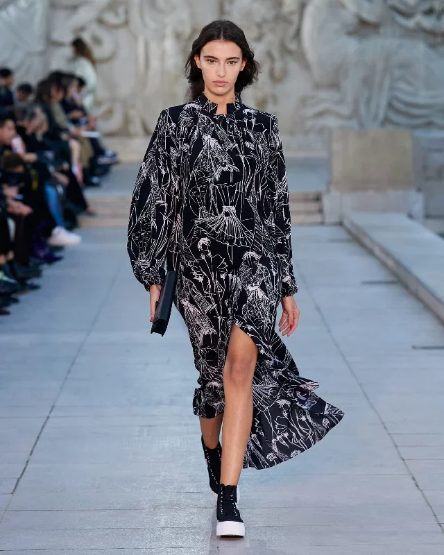 silk-kaftan-dress-with-croquis-druck-black-cream silk-kaftan-dress-with-croquis-druck-black-cream