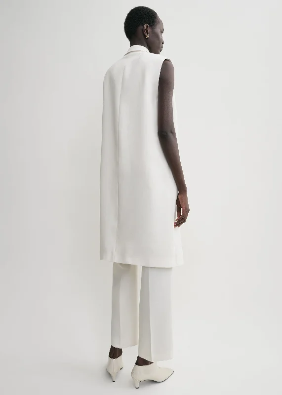 sleeveless-grain-de-poudre-coat-off-white