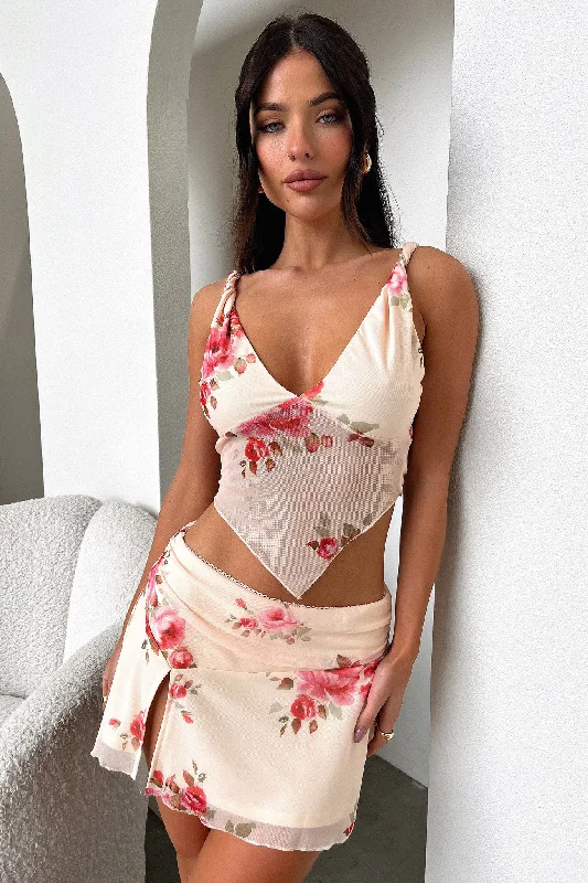 tanaya-crop-pink-floral-1