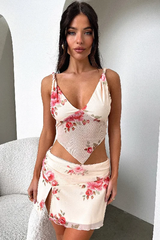 tanaya-crop-pink-floral-1