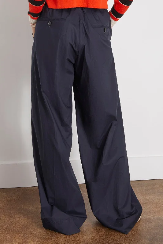 trousers-in-blue-black