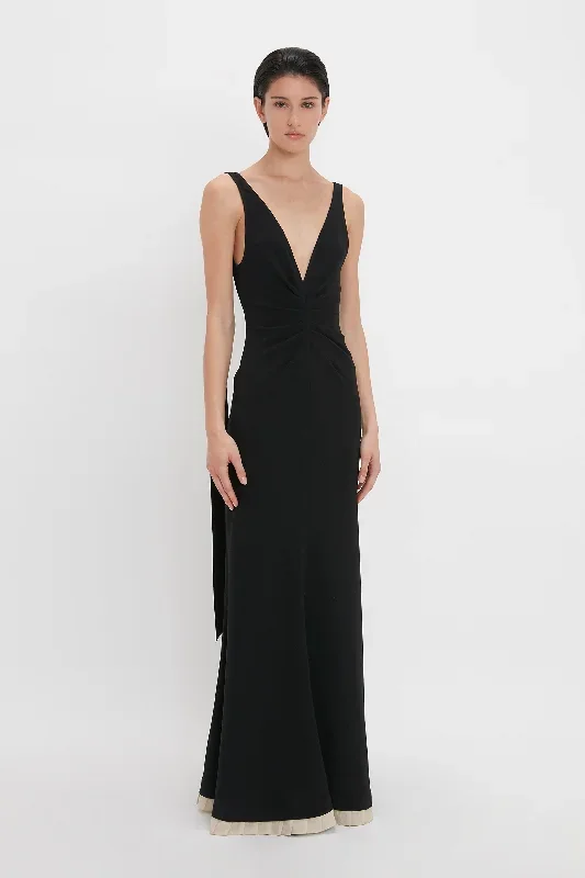 v-neck-gathered-waist-gown-in-black-19535