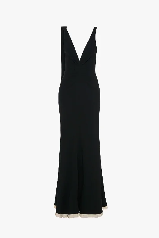 v-neck-gathered-waist-gown-in-black-19535