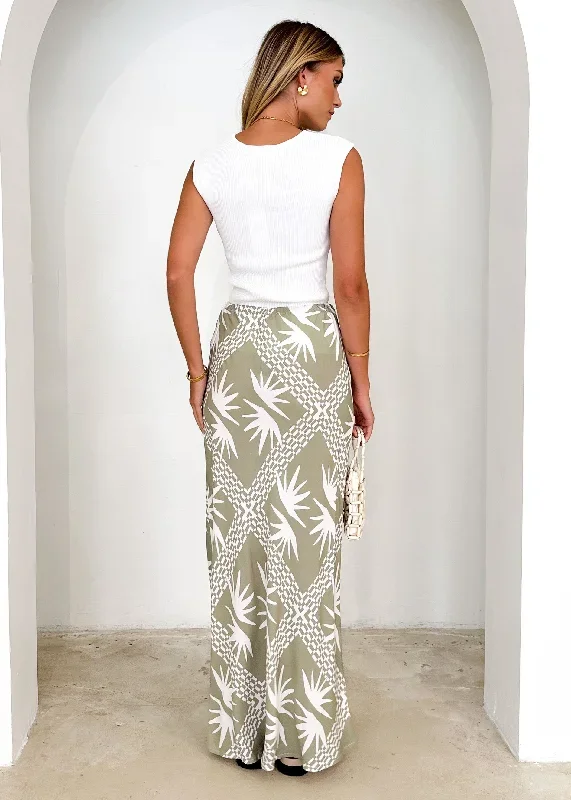 varrosa-maxi-skirt-sage-abstract